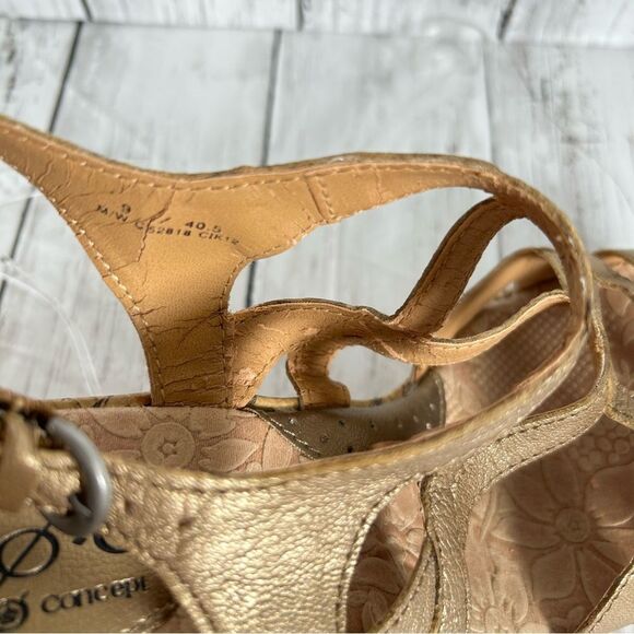 BOC Gold Leather Strappy Cork Padded Wedge Heel Sandals Women's sz 9 - Picture 7 of 11